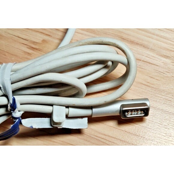 Genuine Apple 60W A1384 MagSafe ADP-60AD  16.5V 3.65A Power Adapter - Picture 5 of 9